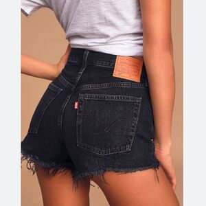 Levi’s Original 501 Black high Rise cut off shorts Women’s Size‎ 31